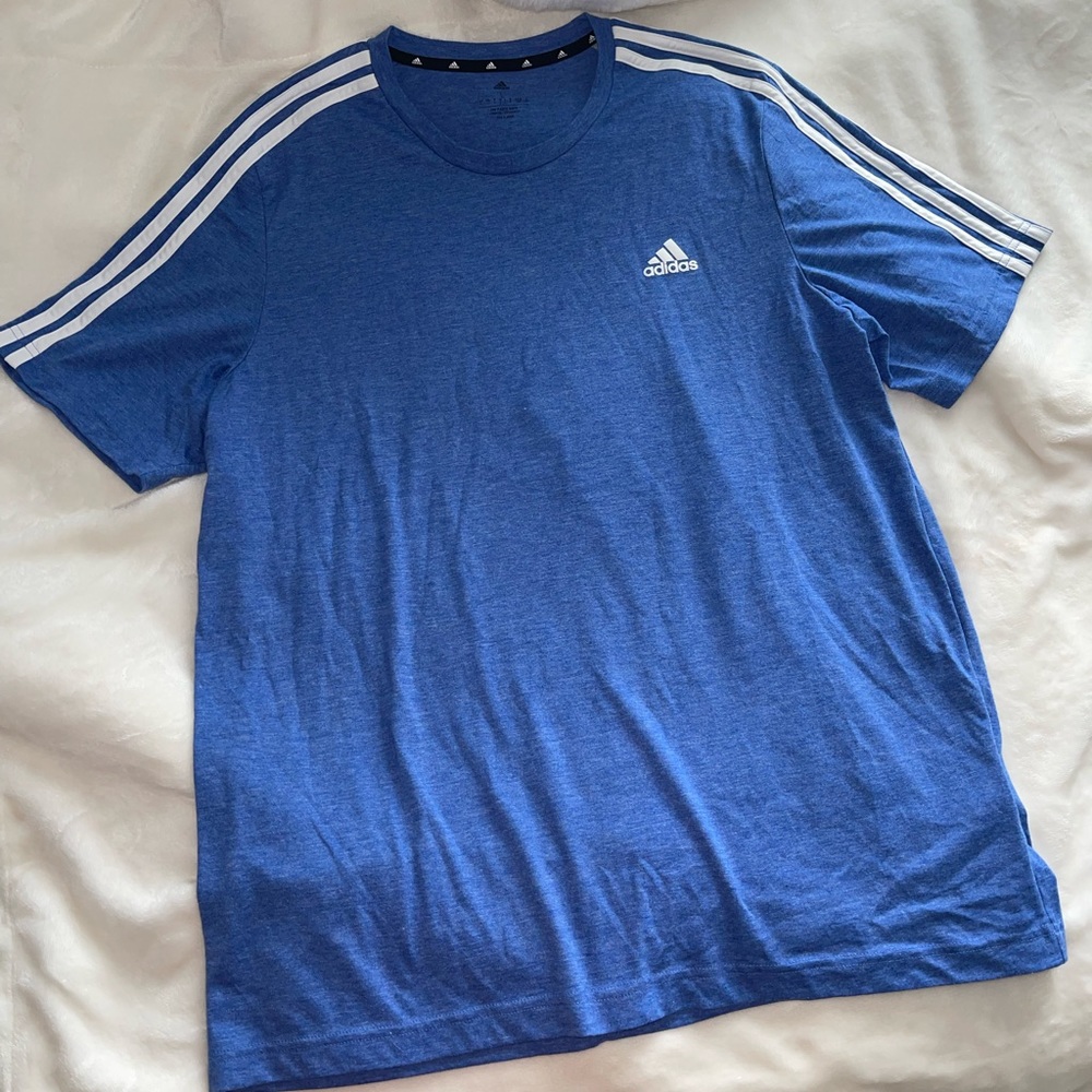 Adidas T-shirt